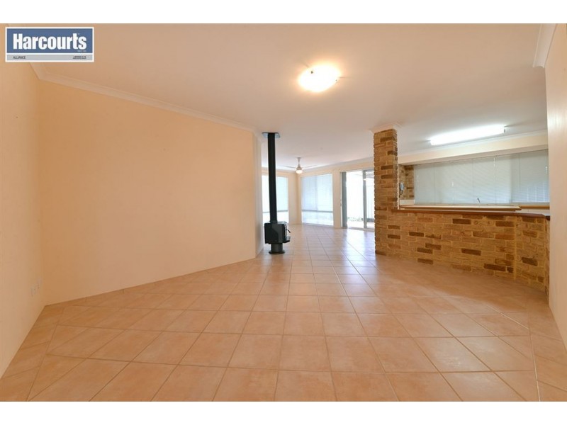 33 Royal Scot Loop, Currambine WA 6028