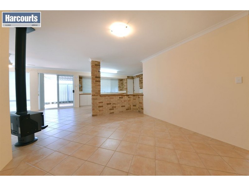 33 Royal Scot Loop, Currambine WA 6028