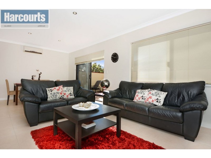 43 Gemini Way, Madeley WA 6065