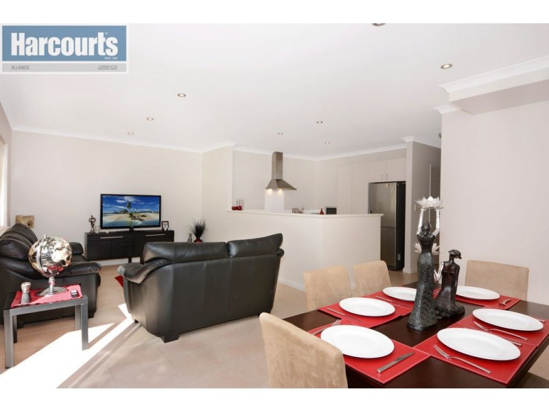 43 Gemini Way, Madeley WA 6065