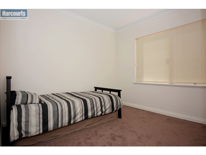 43 Gemini Way, Madeley WA 6065