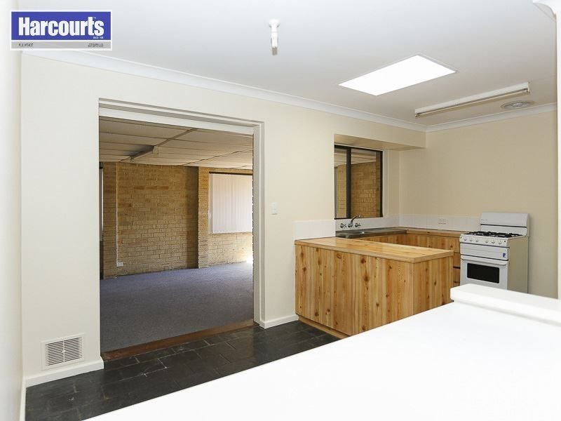 1 Fairfield Grove, Heathridge WA 6027