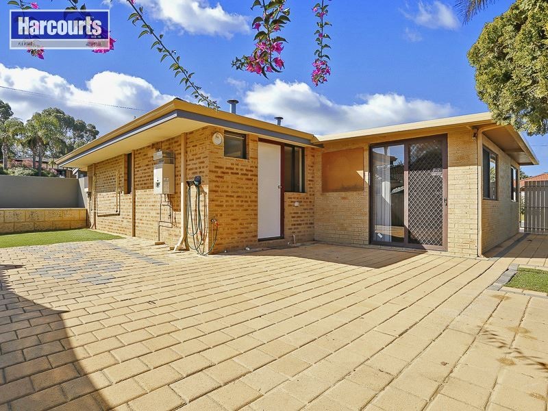 1 Fairfield Grove, Heathridge WA 6027