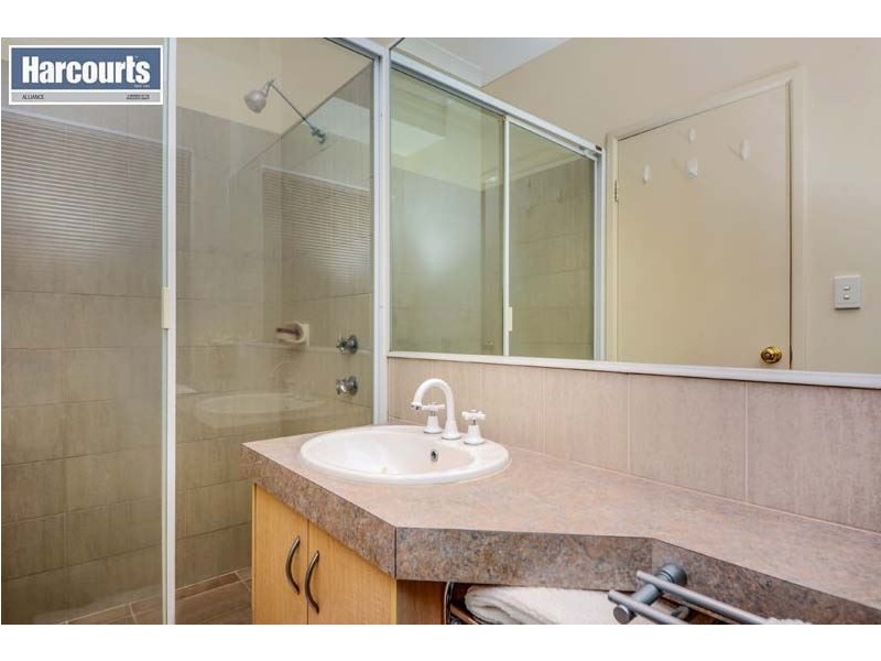 8 Snowbird Gardens, Joondalup WA 6027