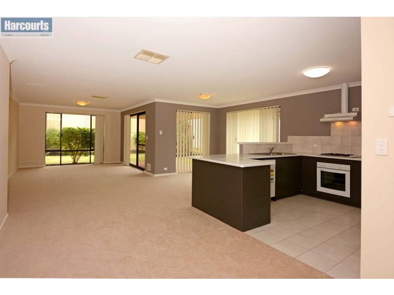 4 Otunic Way, Madeley WA 6065