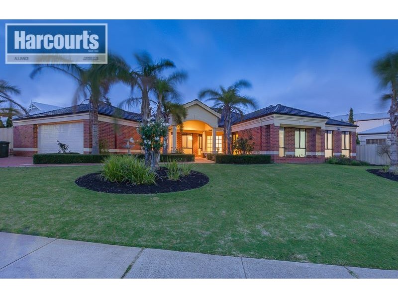 37 Meadowbrook Promenade, Currambine WA 6028