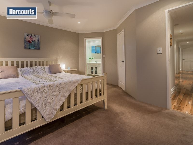 81 Naval Parade, Ocean Reef WA 6027