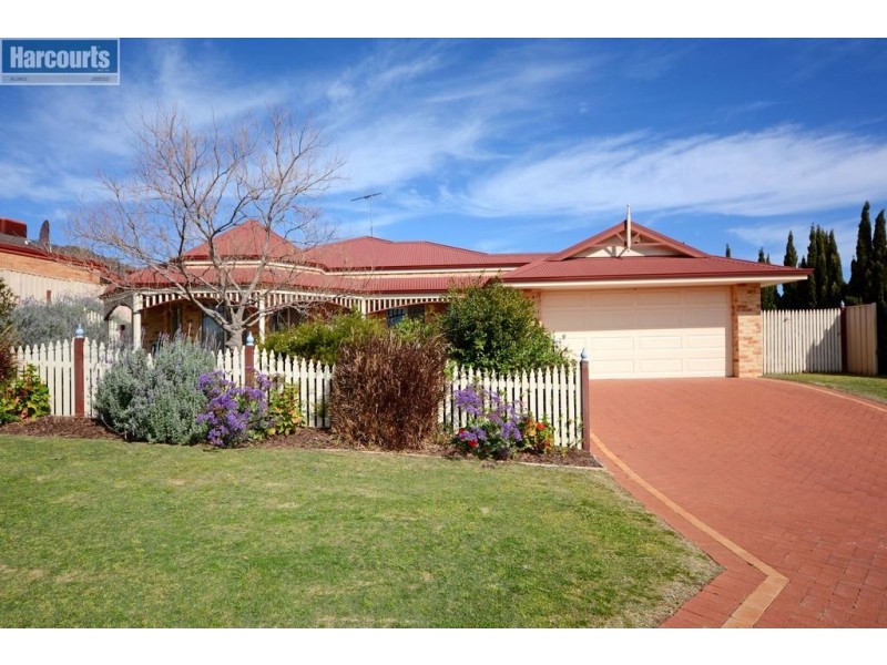 18 Jolstra Crescent, Joondalup WA 6027