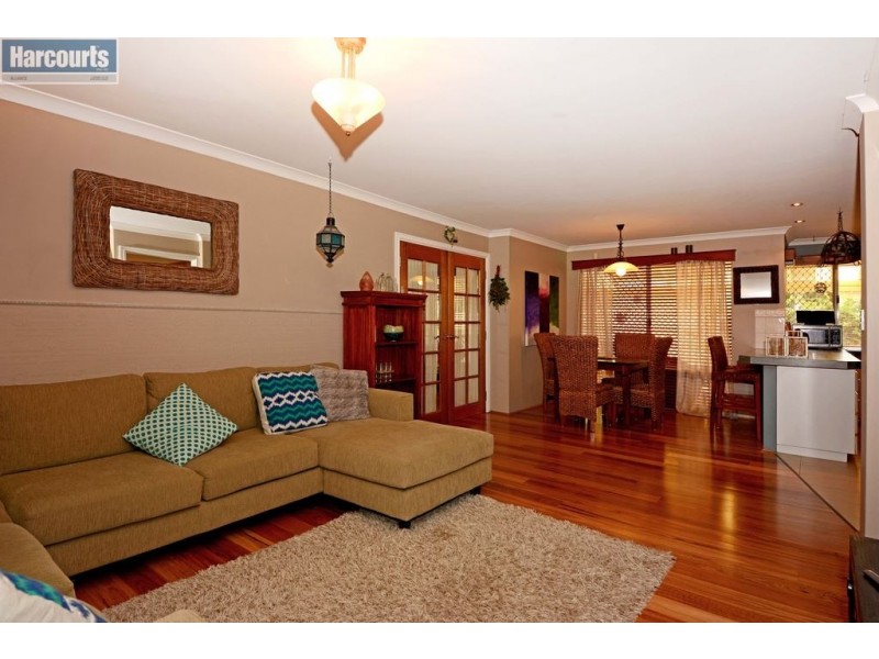 18 Jolstra Crescent, Joondalup WA 6027