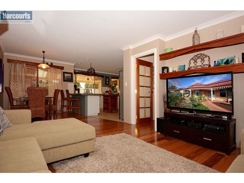 18 Jolstra Crescent, Joondalup WA 6027