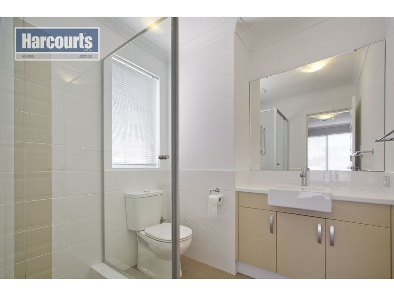 52 Susan Road, Madeley WA 6065