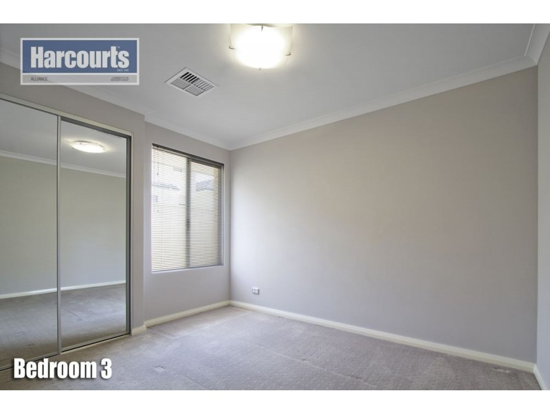 52 Susan Road, Madeley WA 6065