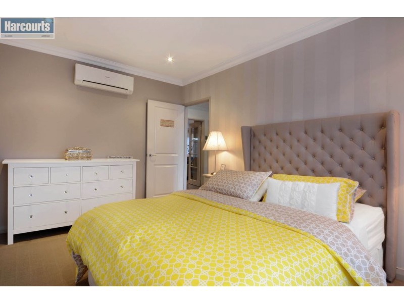 8 Berea link, Madeley WA 6065