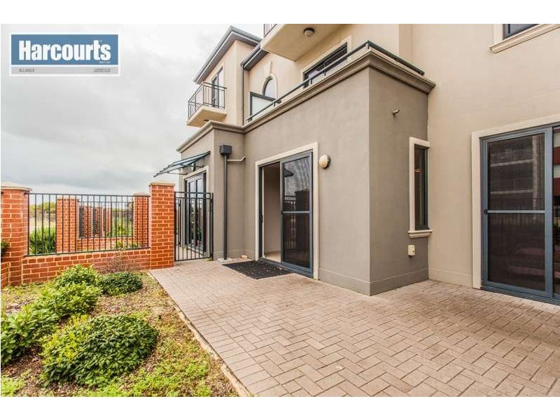 79/12 Citadel Way, Currambine WA 6028