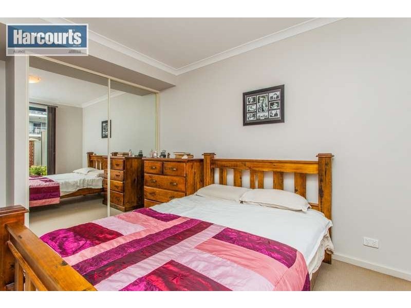 79/12 Citadel Way, Currambine WA 6028