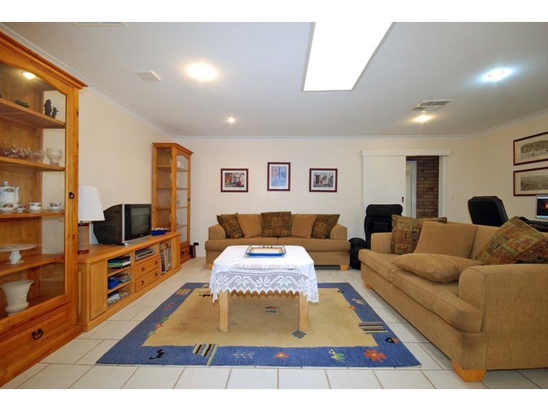 6 Wodjil Court, Heathridge WA 6027