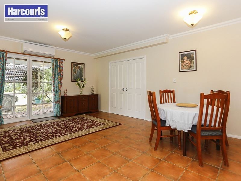 19 Sussex Bend, Lower Chittering WA 6084