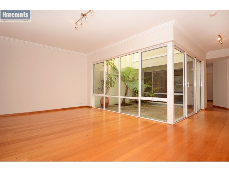 13a Lakeside Drive, Joondalup WA 6027