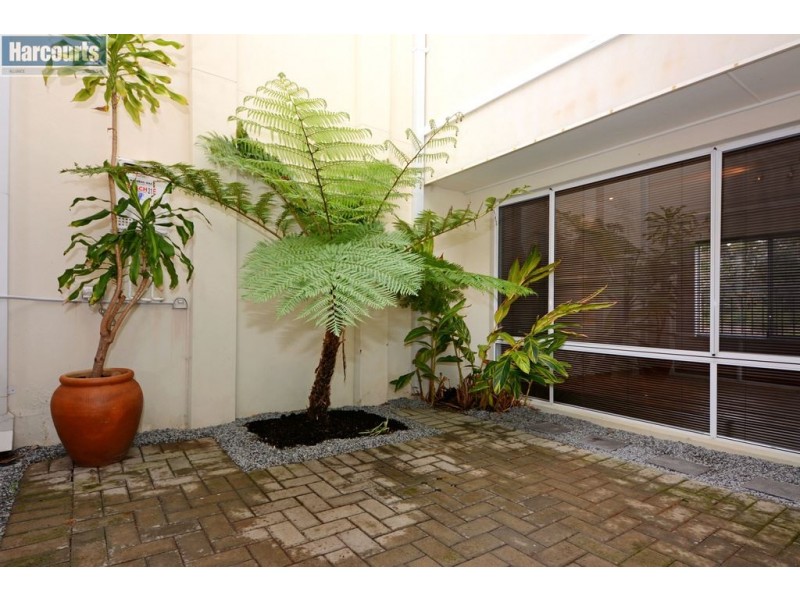 13a Lakeside Drive, Joondalup WA 6027