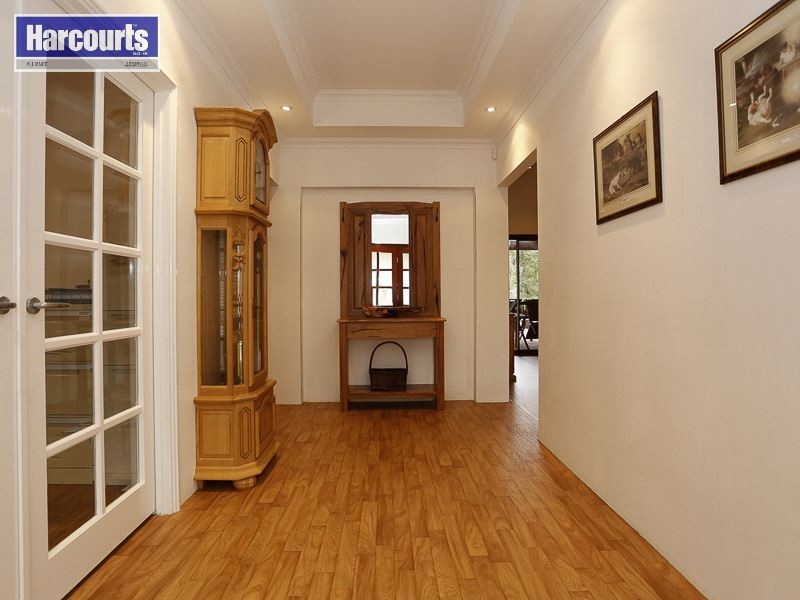 196 Holstein Loop, Lower Chittering WA 6084