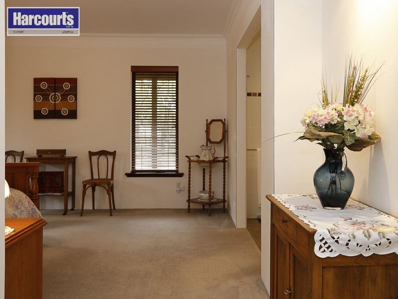 196 Holstein Loop, Lower Chittering WA 6084