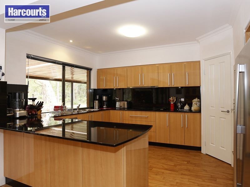 196 Holstein Loop, Lower Chittering WA 6084