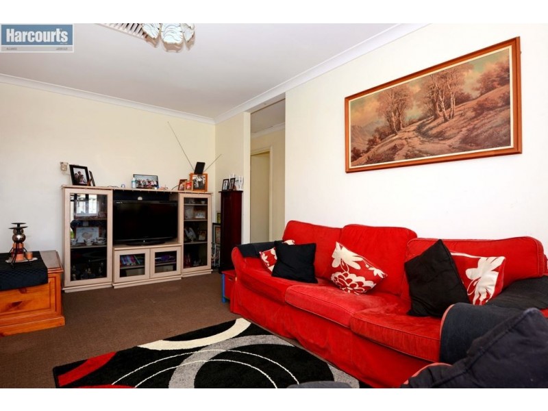 23 Reseda Elbow, Banksia Grove WA 6031