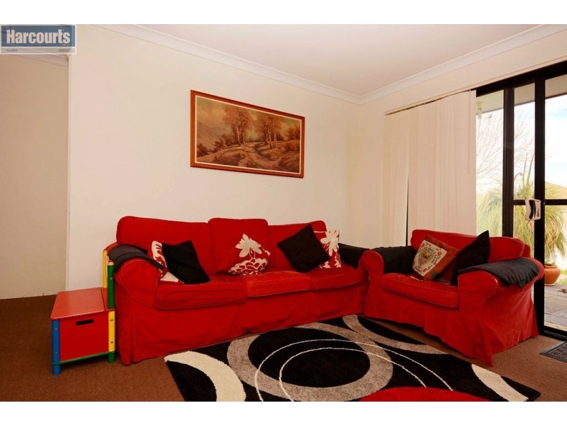 23 Reseda Elbow, Banksia Grove WA 6031