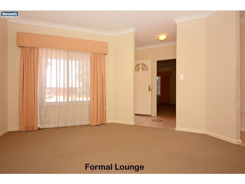 20 Roxburgh Circle, Kinross WA 6028