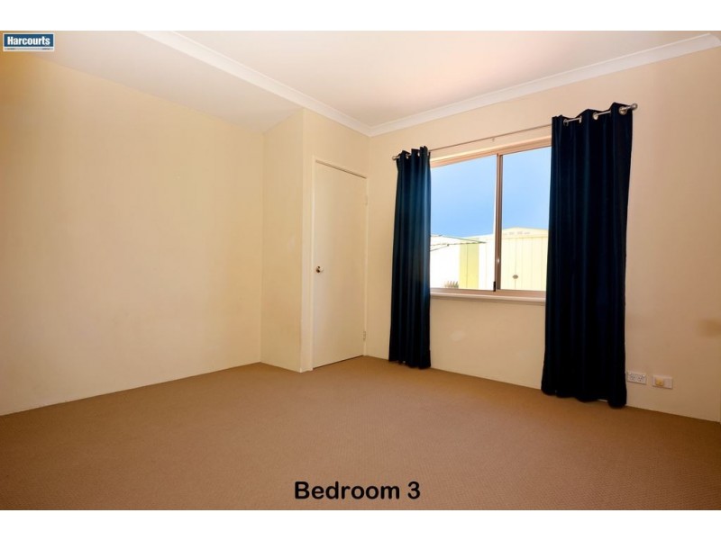 20 Roxburgh Circle, Kinross WA 6028