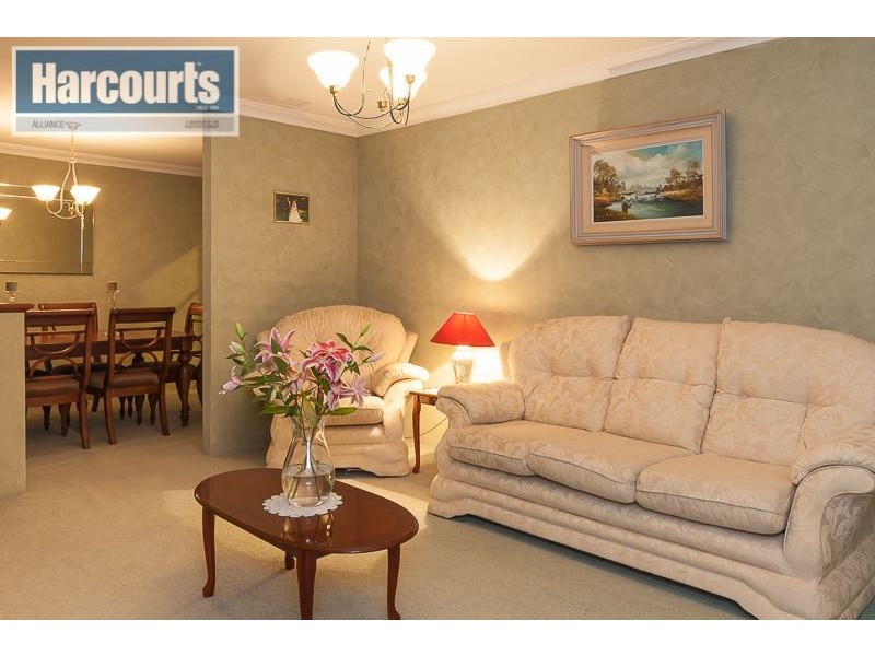 11 Bainbridge Mews, Currambine WA 6028