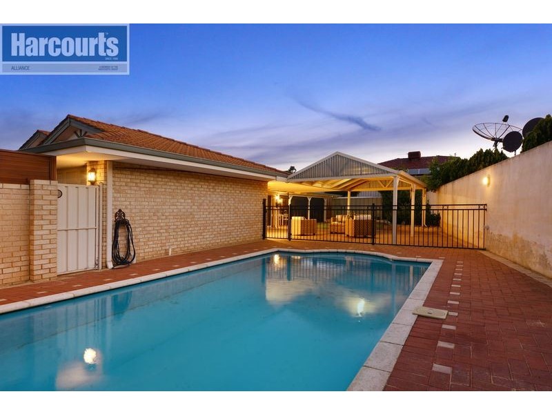 27 Ohrid Place, Joondalup WA 6027