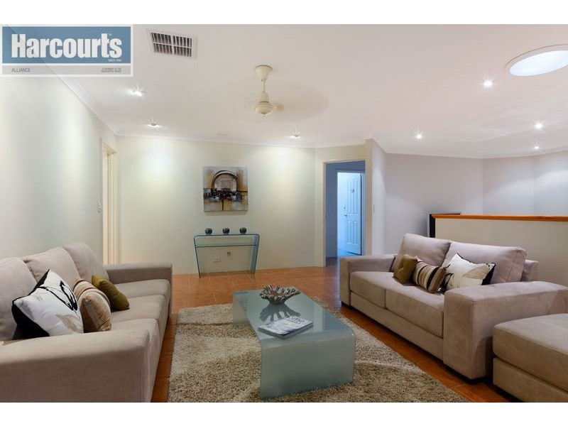 27 Ohrid Place, Joondalup WA 6027