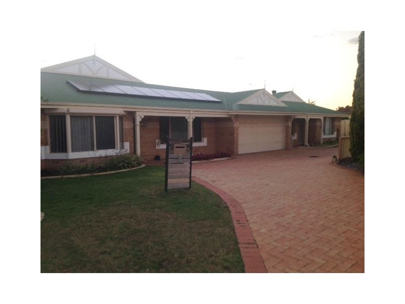 9 Lauder Place, Kinross WA 6028