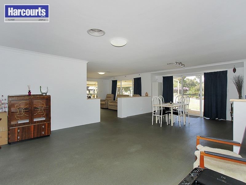 65 Ayrshire Loop, Lower Chittering WA 6084