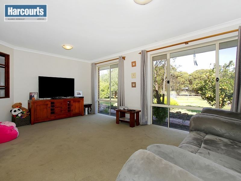 174 Murray Grey Circle, Lower Chittering WA 6084
