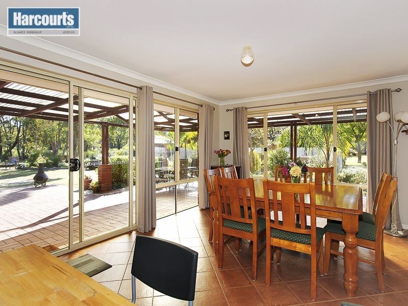 174 Murray Grey Circle, Lower Chittering WA 6084