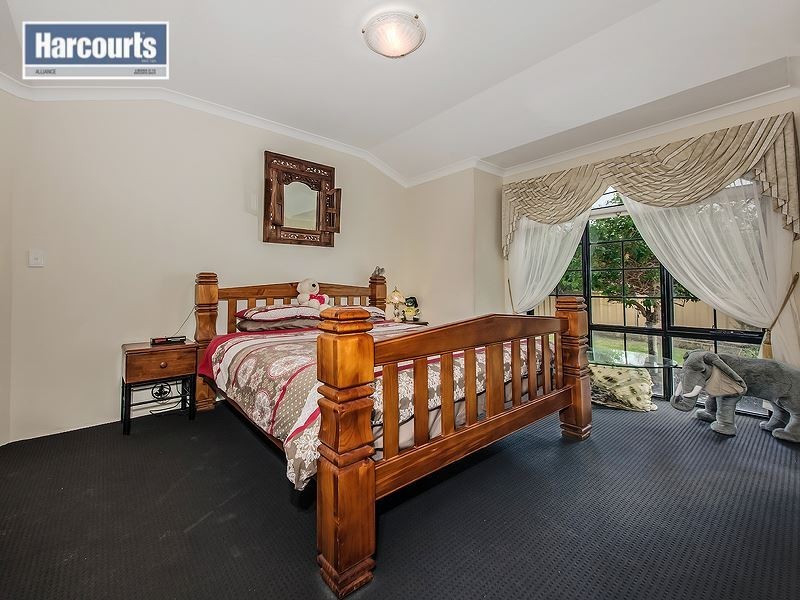 16 Aquarius Ramble, Ocean Reef WA 6027