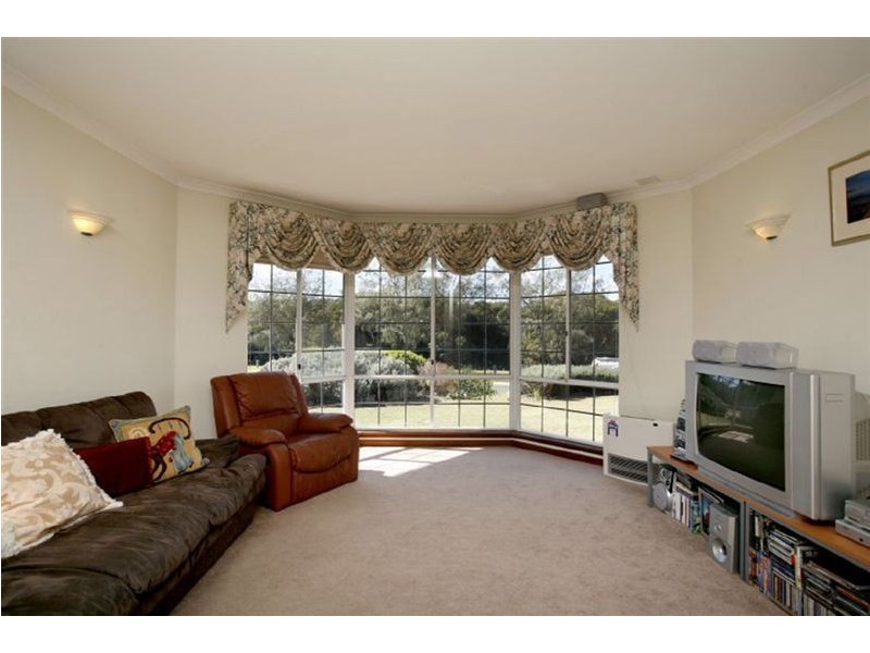 5 St Cloud Gardens, Connolly WA 6027