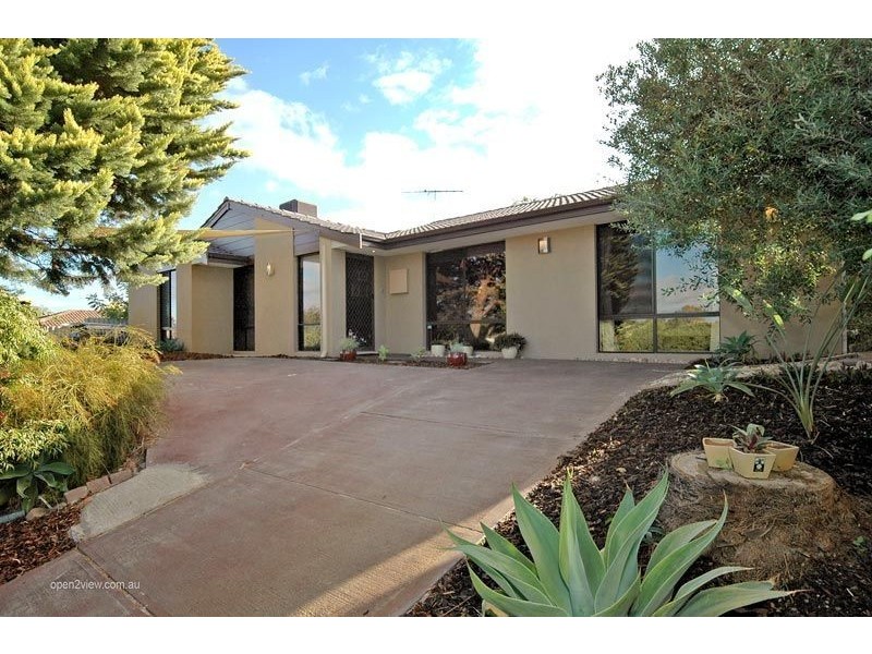 3 Island Place, Heathridge WA 6027