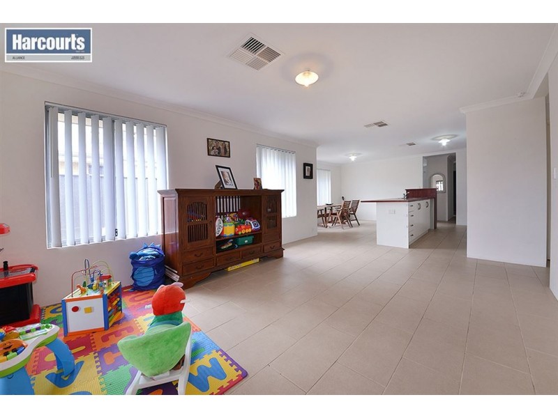 49 Grandis Boulevard, Banksia Grove WA 6031