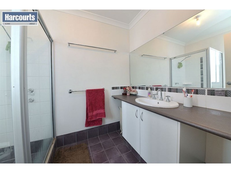 49 Grandis Boulevard, Banksia Grove WA 6031