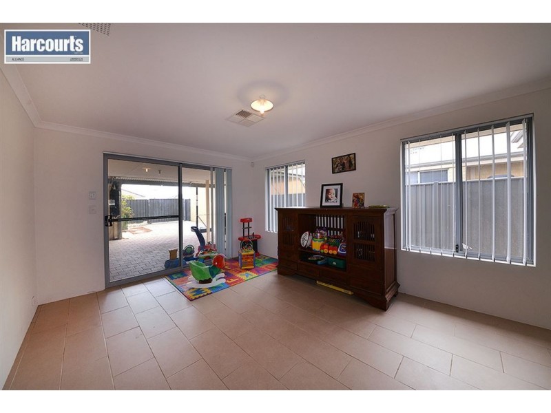 49 Grandis Boulevard, Banksia Grove WA 6031