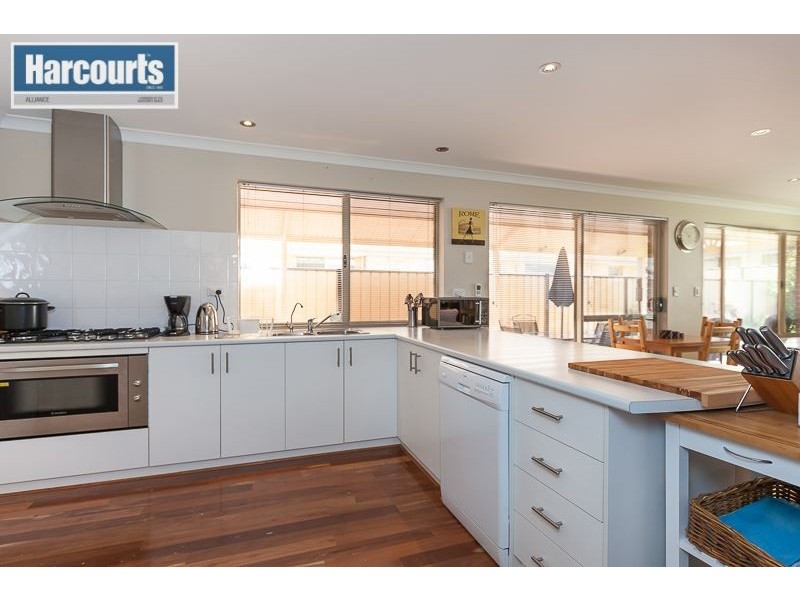 66 Harden Park Trail, Carramar WA 6031