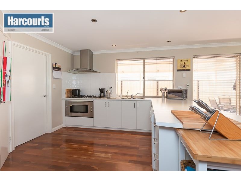 66 Harden Park Trail, Carramar WA 6031