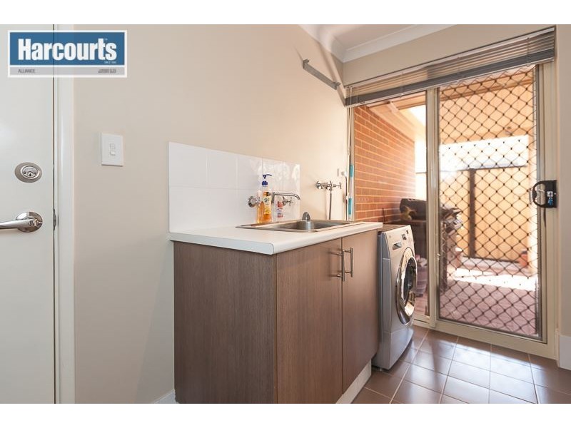 66 Harden Park Trail, Carramar WA 6031