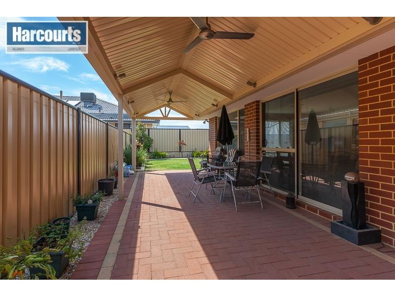 66 Harden Park Trail, Carramar WA 6031