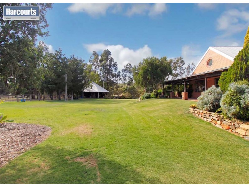 448 Chittering Road, Bullsbrook WA 6084