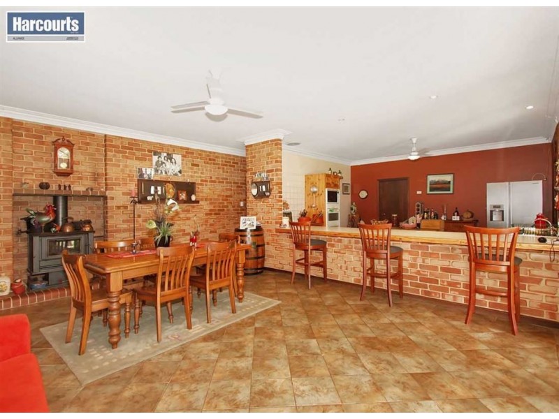 448 Chittering Road, Bullsbrook WA 6084