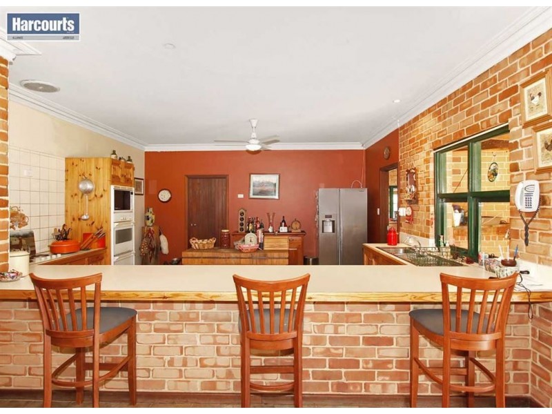 448 Chittering Road, Bullsbrook WA 6084